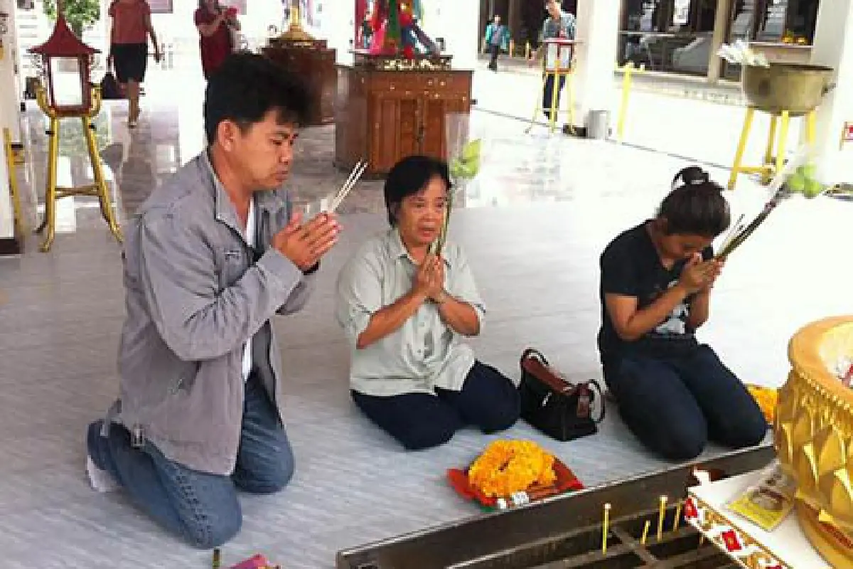 คุก 2 ปี สาวซีวิคชนรถตู้ดับ9ศพ