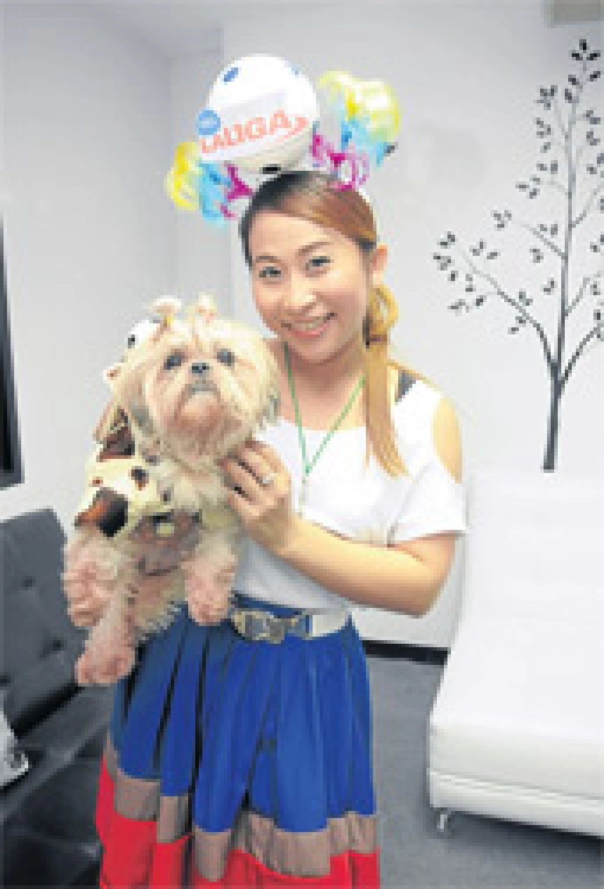 จอมซนพันล้านกับลาล่าแห่งโปงลางสะออน