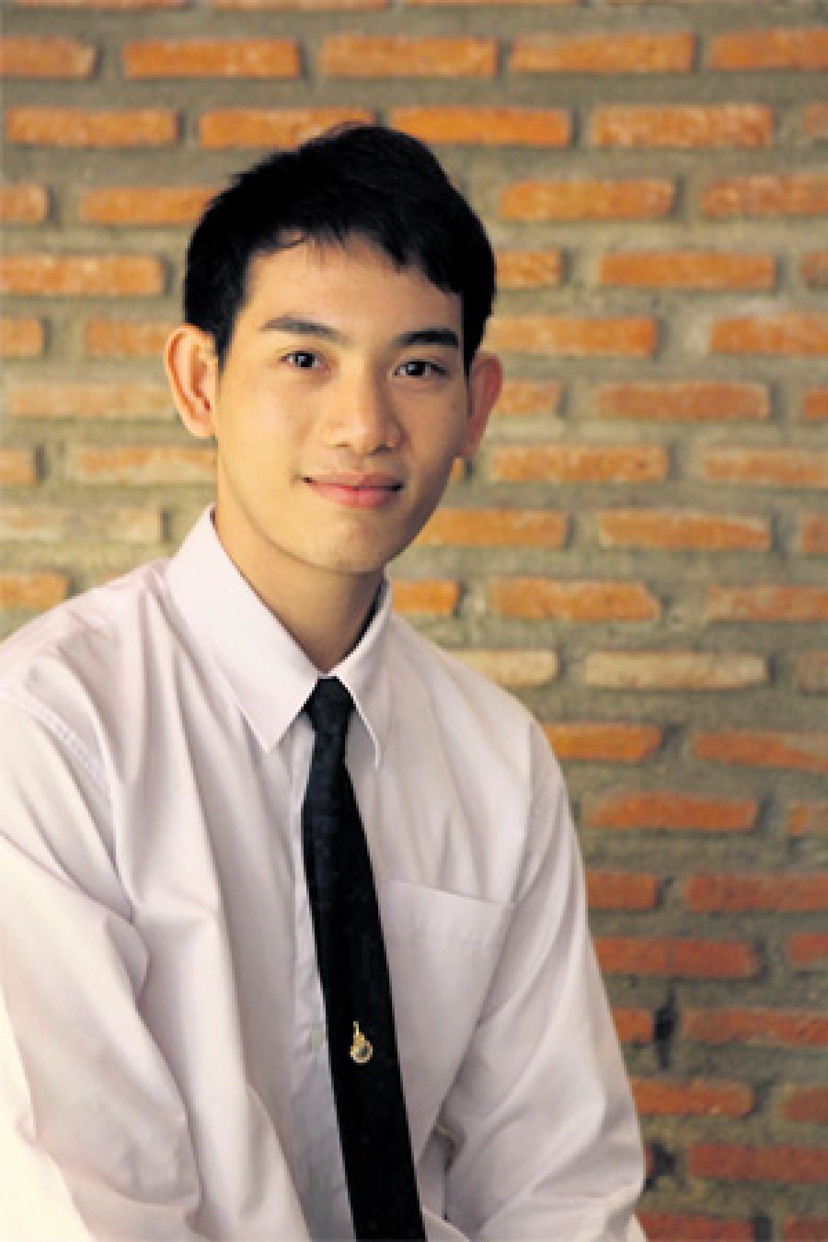 ผู้ชายรักหน้าที่การงาน "ชนุตย์ ศิริจันทรางกูร"