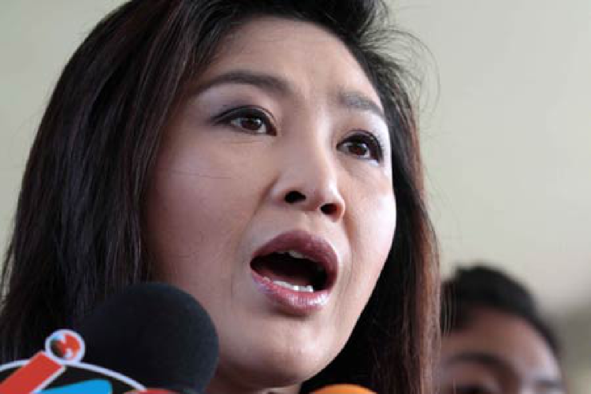 ปูลงนามทูลเกล้าฯโผทหาร ปูลงนามทูลเกล้าฯโผทหาร