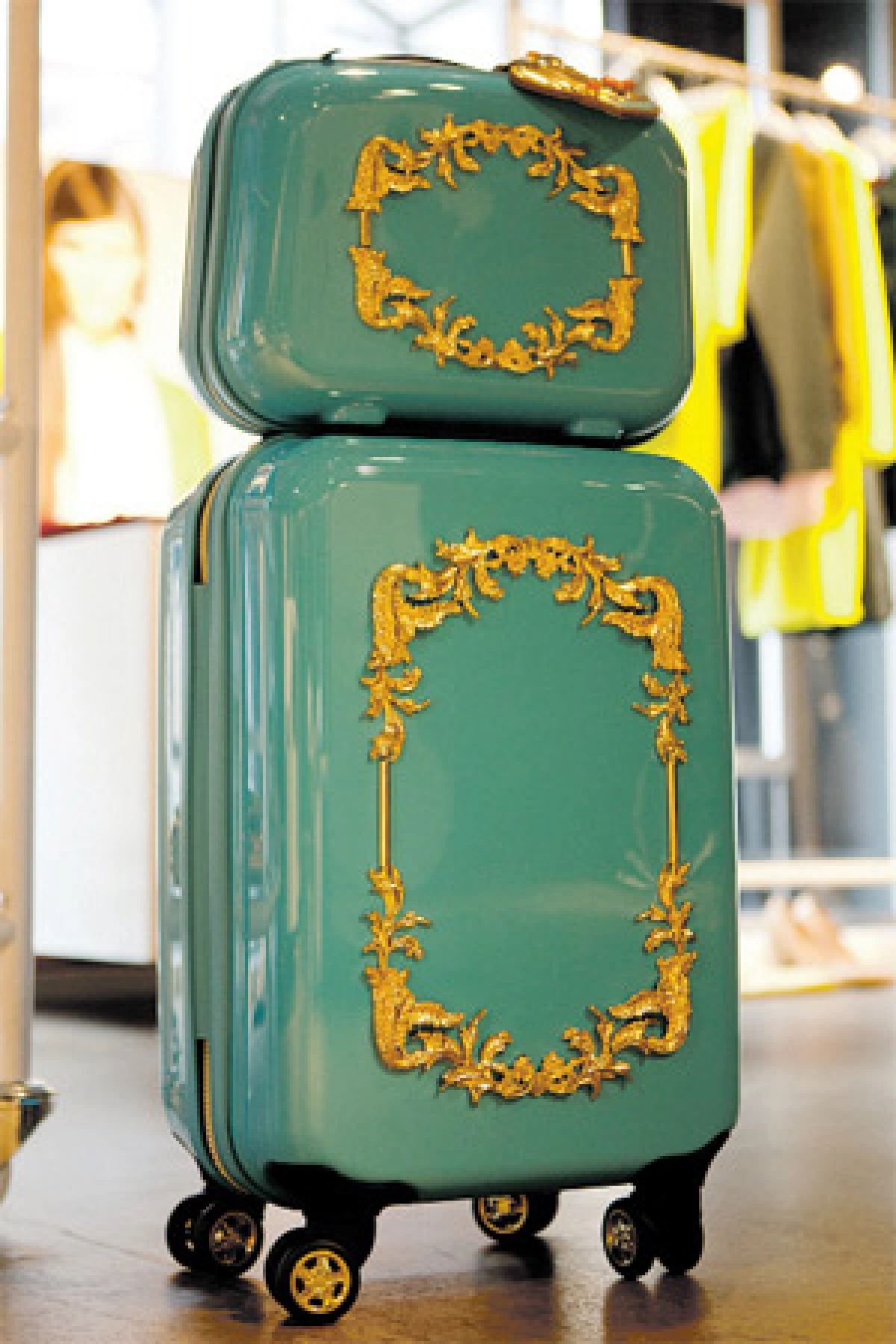 สาวกแฟชั่นกรี๊ด มือวางอันดับท็อปปักธงเมืองไทย