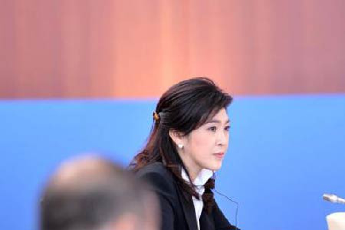 ปูเชิญมาร์ค-ปชป.ถกแก้ไฟใต้ ปูเชิญมาร์ค-ปชป.ถกแก้ไฟใต้