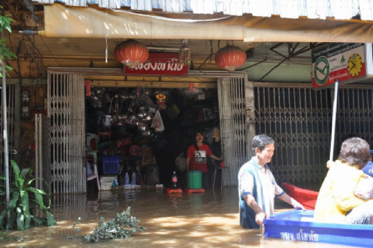 สุโขทัยยังอ่วม-ศรีสำโรงจม 2 เมตร