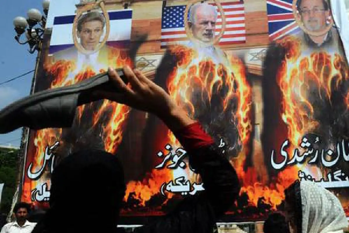 ประท้วงหนังหมิ่นศาสนาในปากีตาย 19