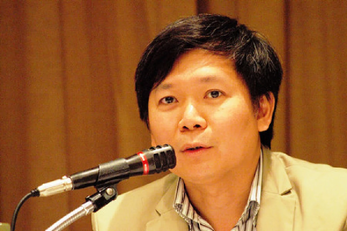 ทัวร์ฉาวเป็นเหตุ"สื่อแดง"ปะทะเดือด