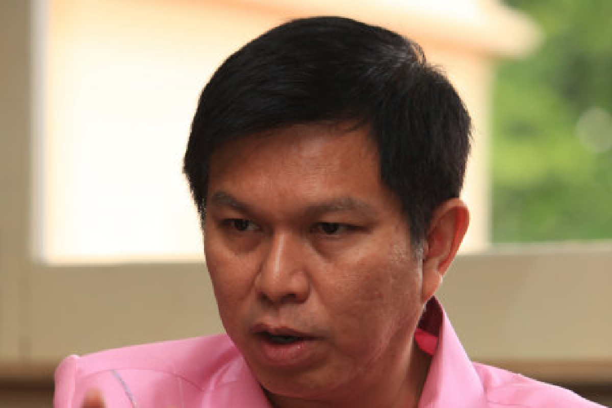 วรวัจน์เชื่อมีปรับครม.ปัดแลกเก้าให้วรเทพ วรวัจน์เชื่อมีปรับครม.ปัดแลกเก้าให้วรเทพ