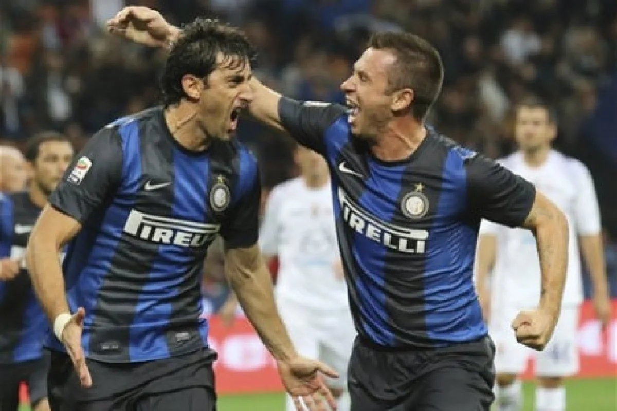 งูฉกวิโอลารั้งที่3ลีกเลี่ยน