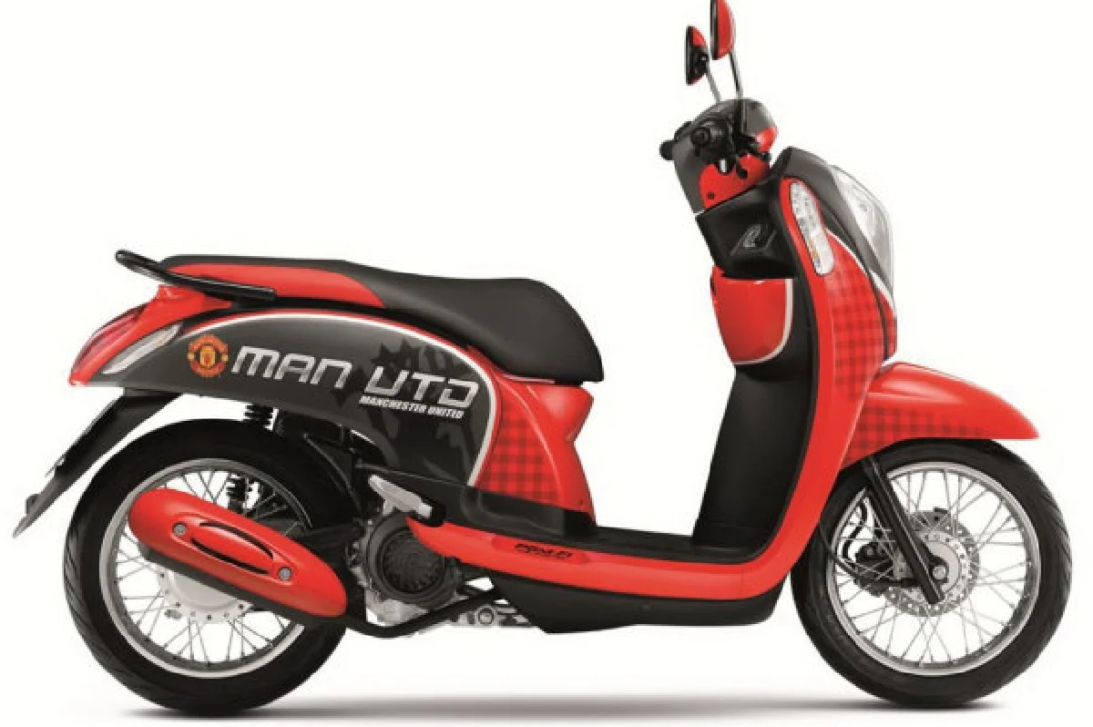 ฮอนด้า สกู๊ปปีไอ ลายแมนยูฯ-ลิเวอร์พูล