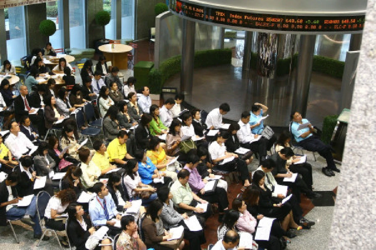 ล็อกเงินฝากยาวรับ"ดอกเบี้ย"ขาลง