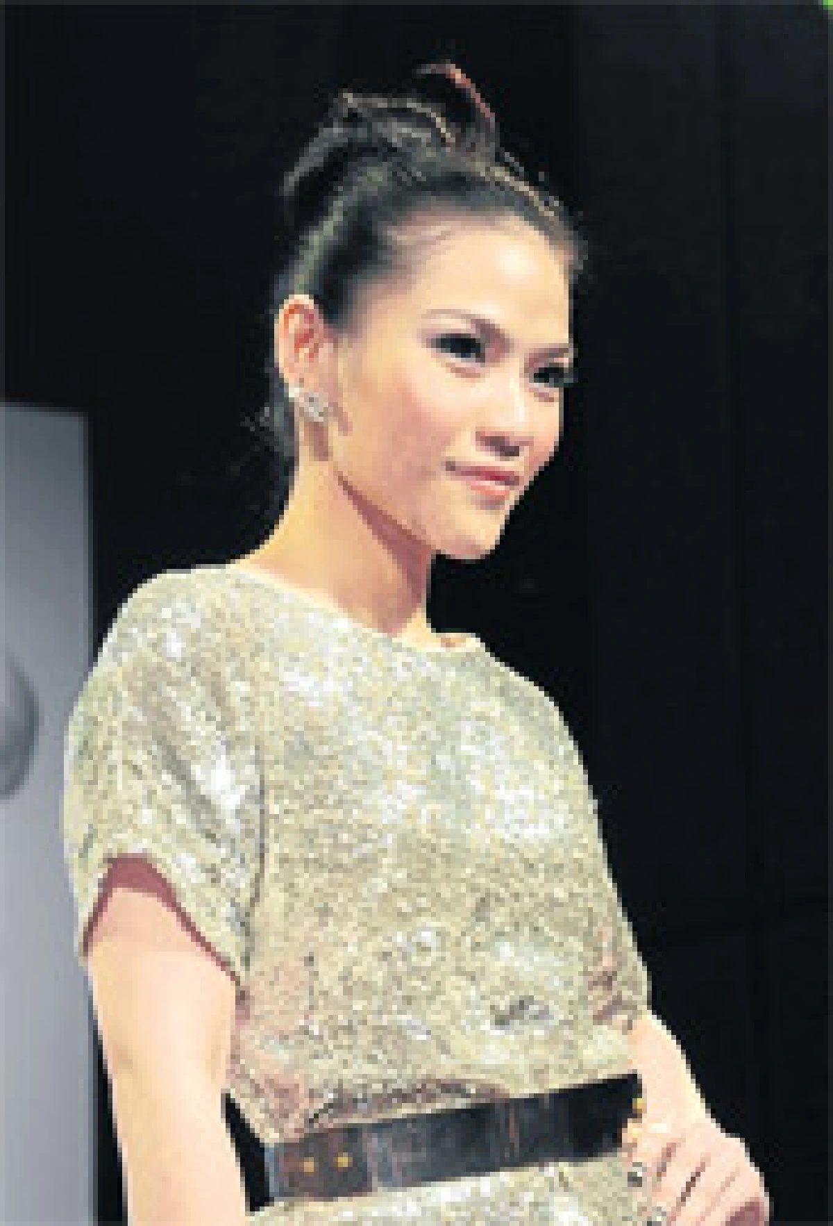 เทรนด์แต่งหน้าเนียนใส พร้อมเทรนด์สีสุดฮิตรับฤดูหนาว
