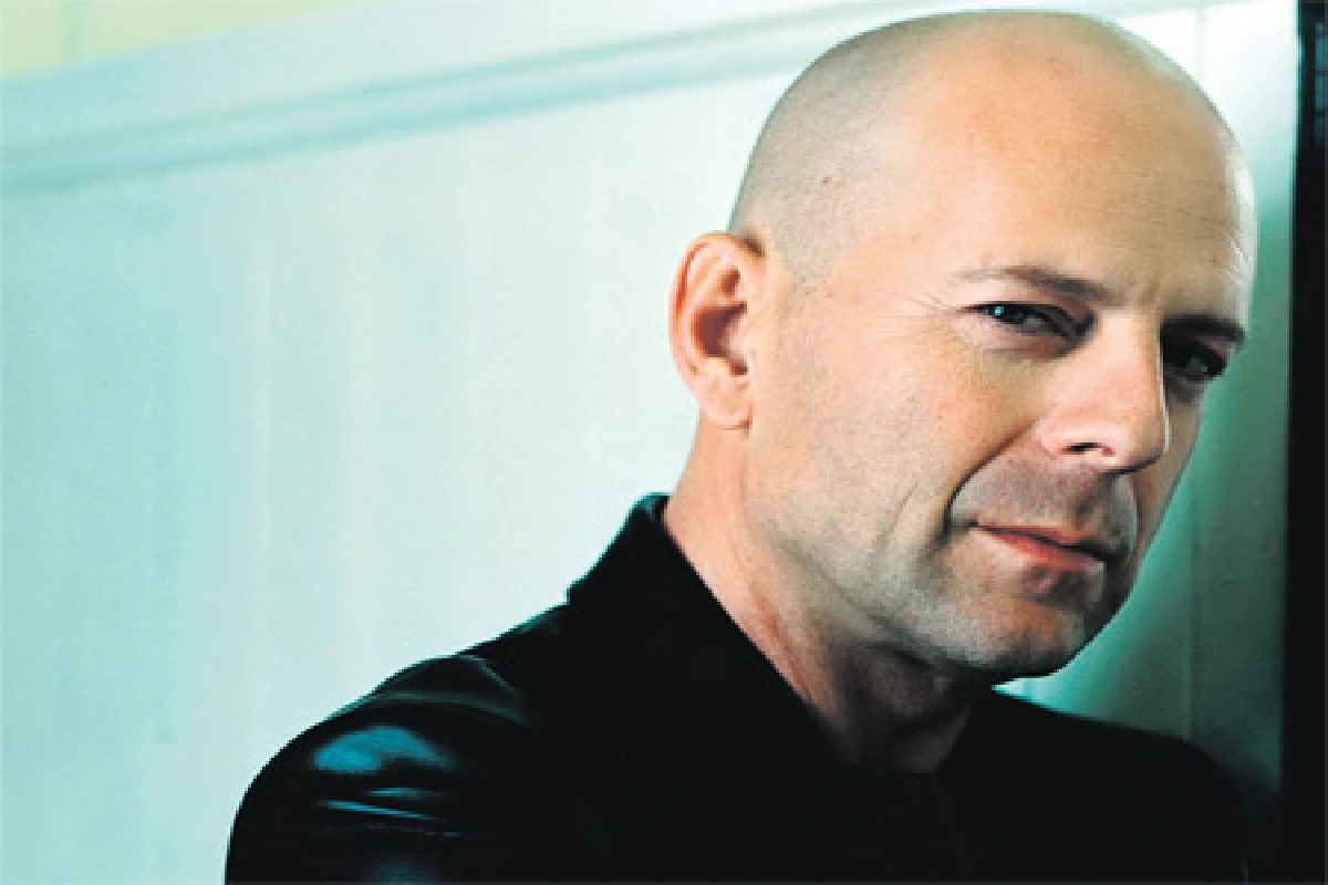 ทรงผมมหาเสน่ห์เทรนด์ "หัวล้าน" คัมแบ็ก