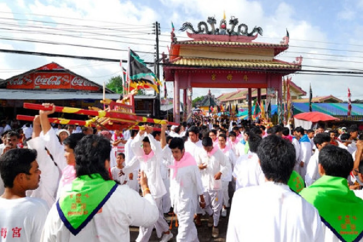 ตรังจัดยิ่งใหญ่สืบทอดเทศกาลกินเจ