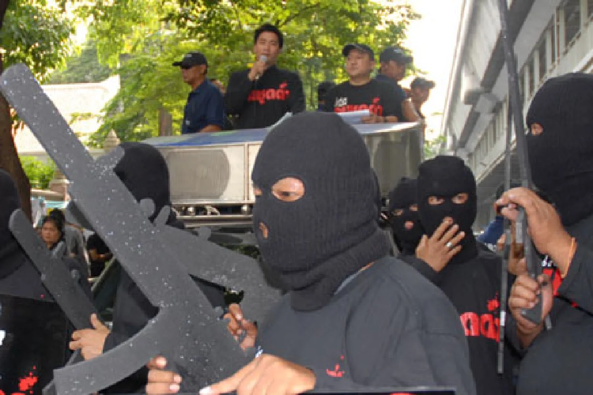 แรลลี่ปชป.วัดปทุม-อนุสาวรีย์ปชป. ไร้แดงป่วน