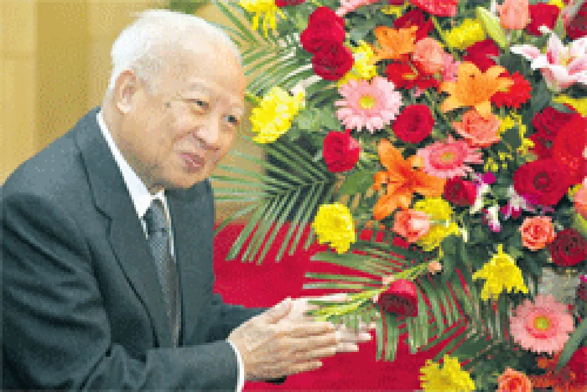 'เจ้าสีหนุ'สวรรคต กัมพูชาอาลัย สิ้นพ่อผู้สร้างชาติ