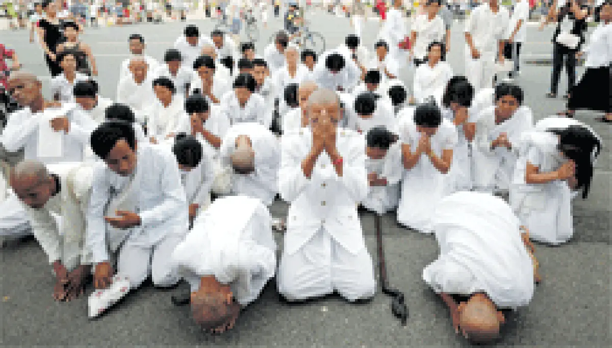 'เจ้าสีหนุ'สวรรคต กัมพูชาอาลัย สิ้นพ่อผู้สร้างชาติ