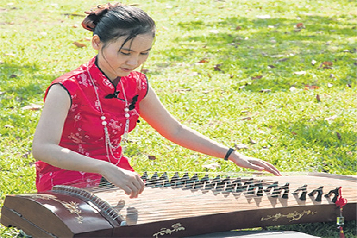 ชะตาชีวิตลิขิตด้วยกู่เจิ้ง