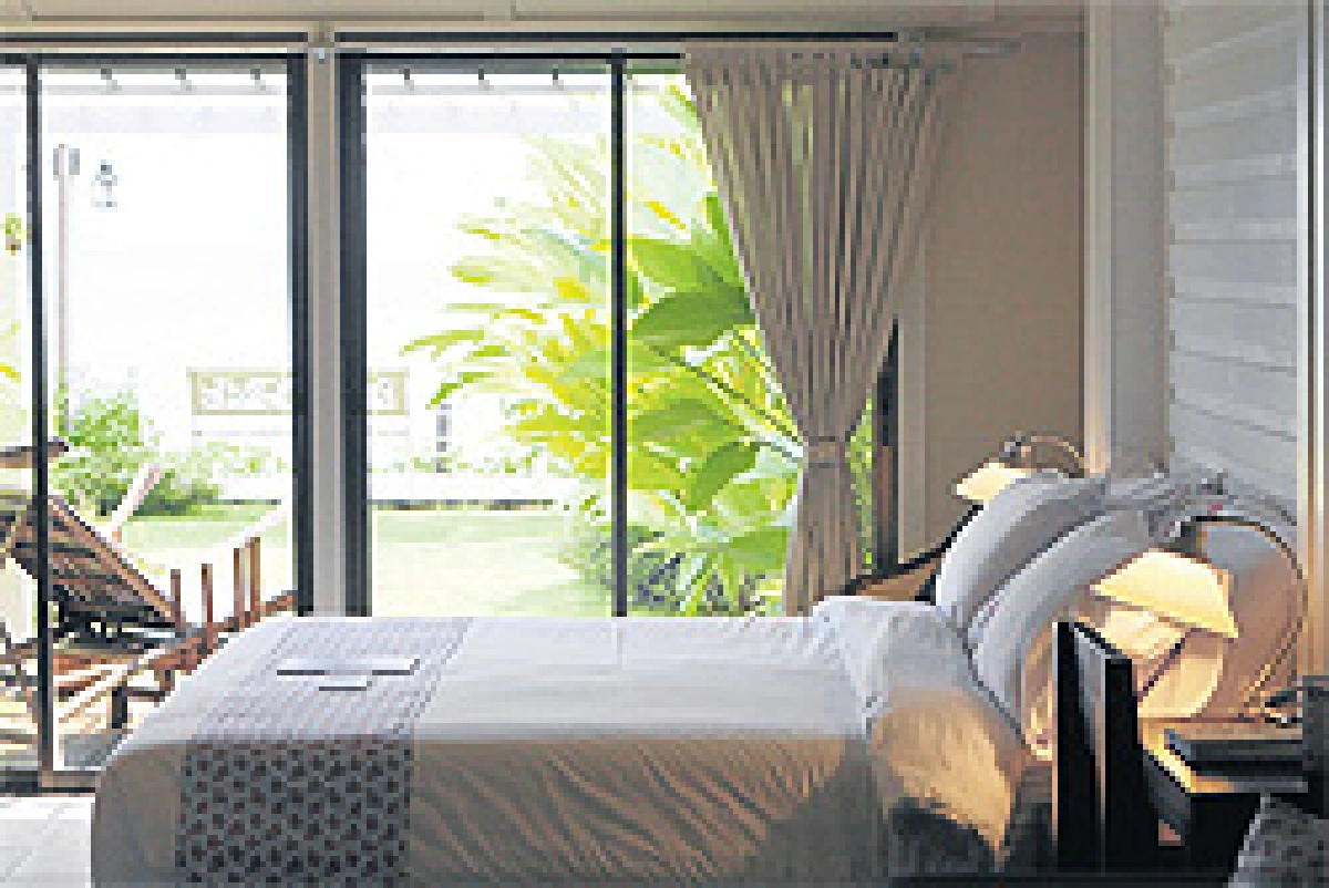 สิ่งวิเศษหลังบ้าน บ้านสัตหีบ ชายทะเล