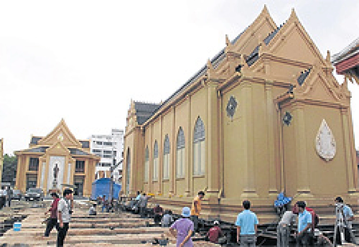 เคลื่อนย้ายอาคารหอสมุดดำรงราชานุภาพ ไปอีกหนึ่งในเวลา 7 ชั่วโมง