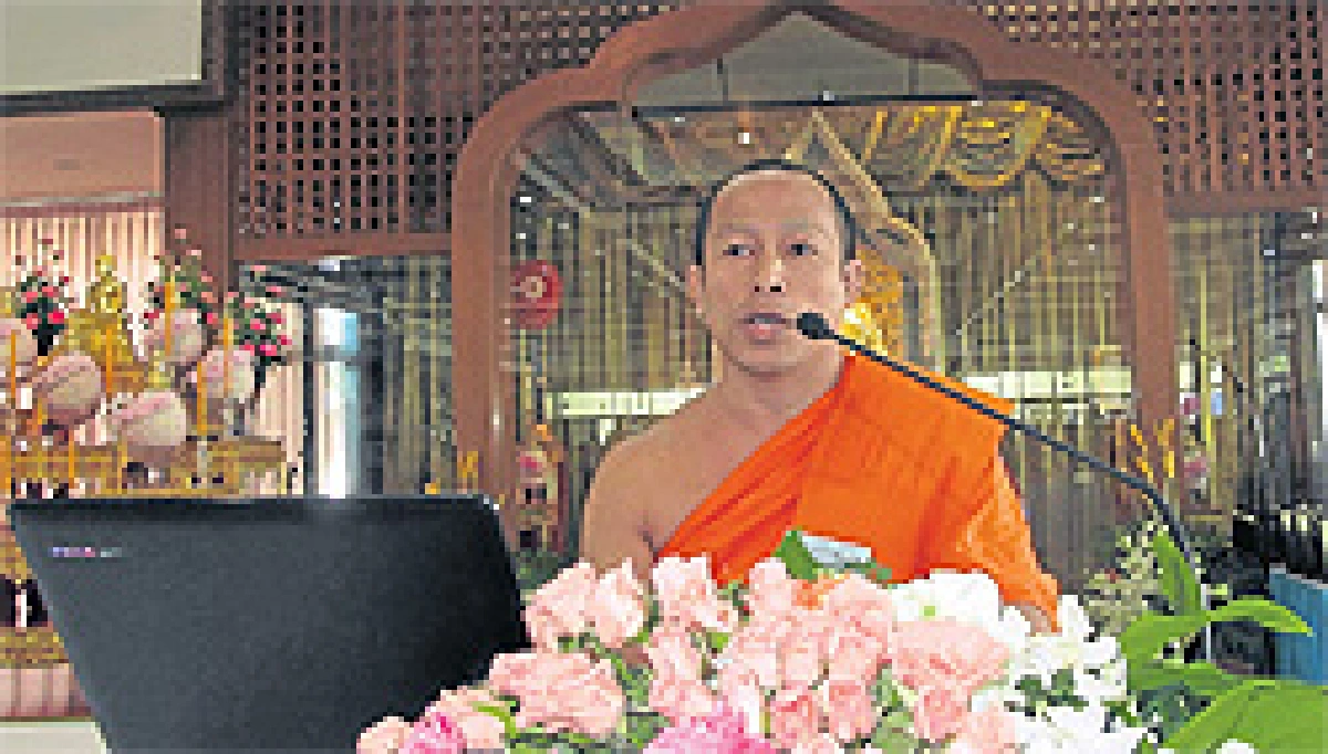 การเรียนนักธรรม และธรรมศึกษา มีแนวโน้มลดลง ที่มีการส่งเสริมตลอด