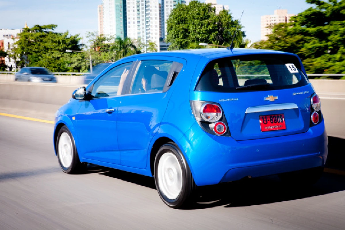 2สไตล์อารมณ์เดียวกัน"เชพโรเลตโซนิค"