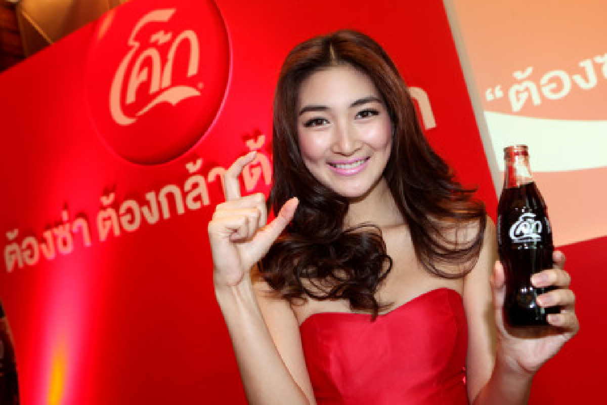 โค้กเปิดศึกตู้แช่ย้ำแชมป์ โค้กเปิดศึกตู้แช่ย้ำแชมป์
