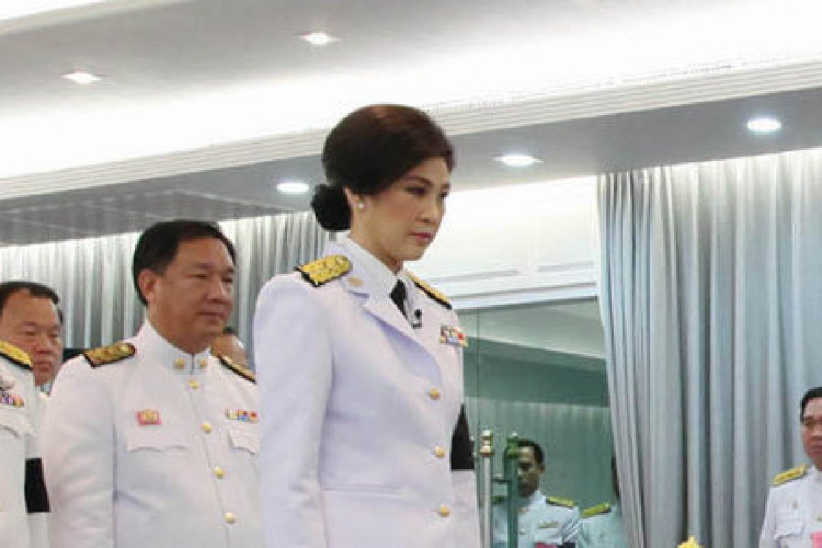 นายกฯนำครม.ถวายสัตย์เย็นนี้ นายกฯนำครม.ถวายสัตย์เย็นนี้