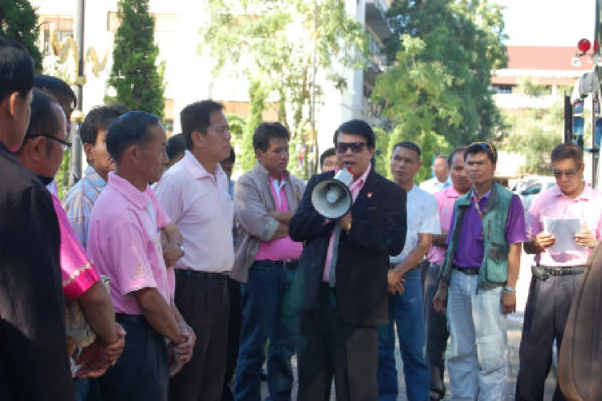 กำนัน-ผญบ.เชียงรายเดินทางเข้ากรุงแล้ว