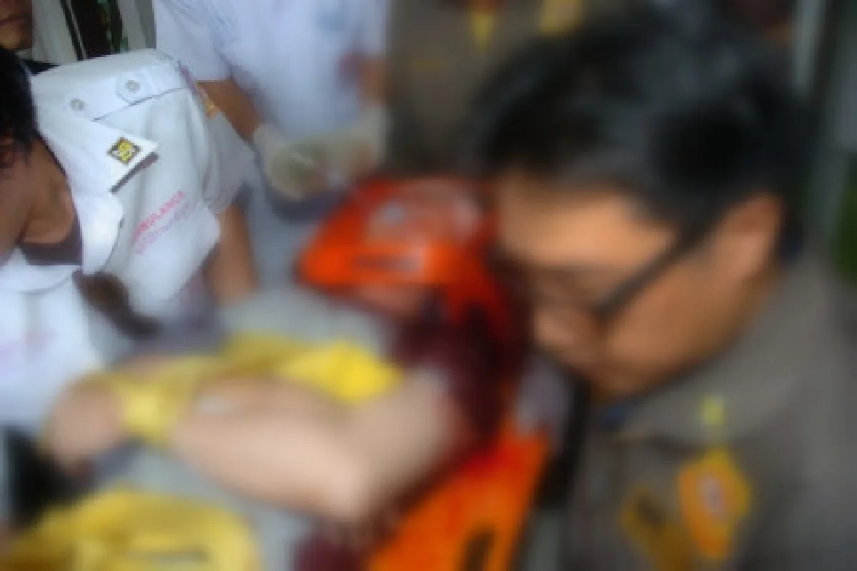 เปิดภาพนาทีครูกวดวิชายิงเมียดับคาแบงก์