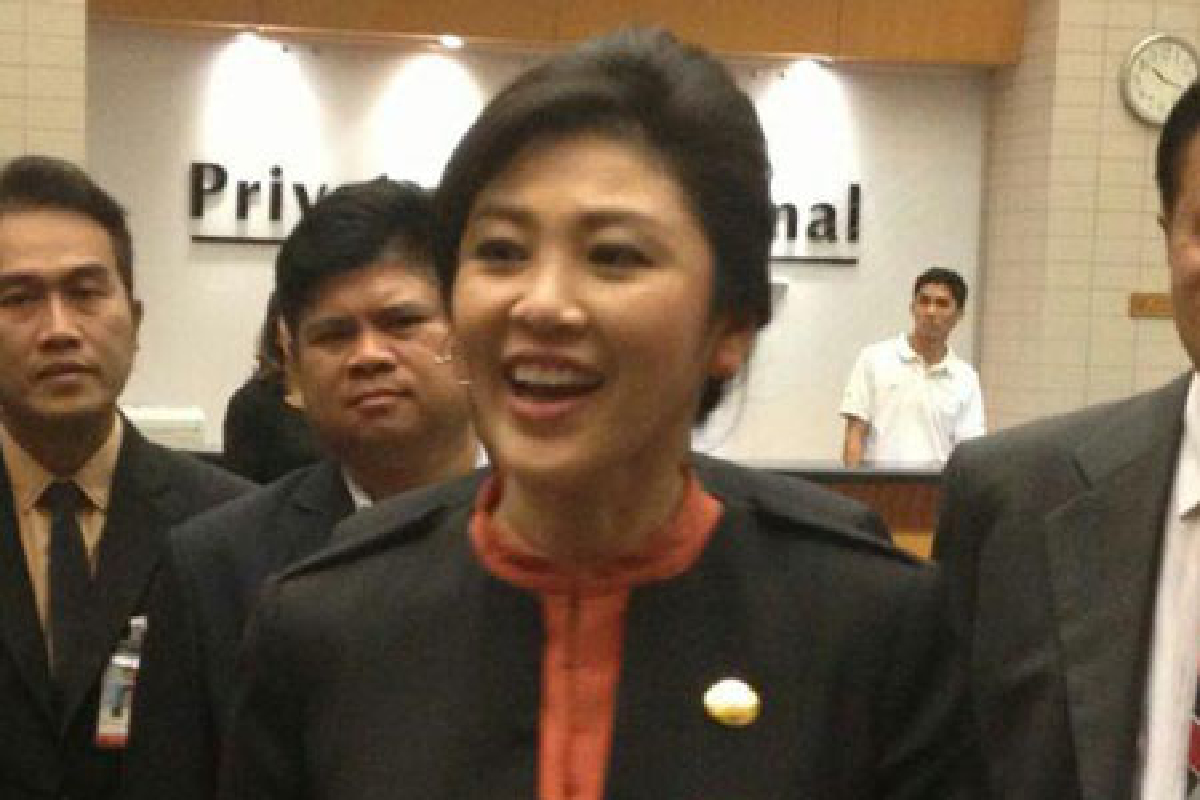 ปูเล็งใช้ศึกซักฟอกแจงงานรัฐบาล ปูเล็งใช้ศึกซักฟอกแจงงานรัฐบาล