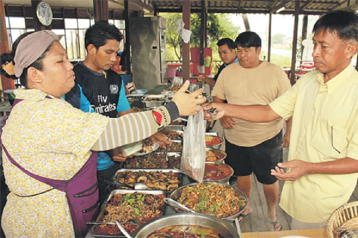 อาหารป่ารสจัด โป้งเดียวจอดต้องที่นี่ ร้านอาหารป่าป้าประดิษฐ์