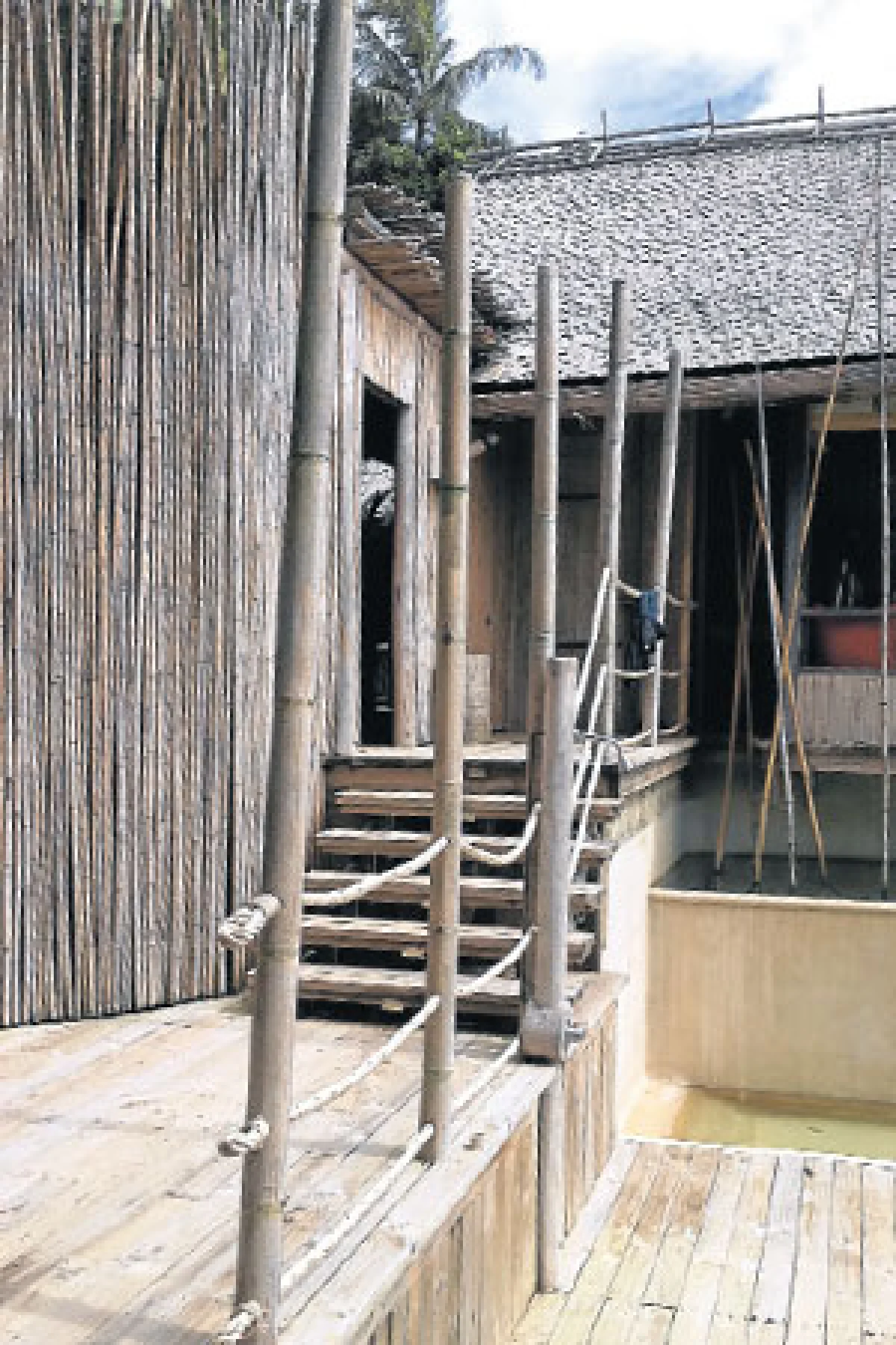 เหตุผลที่อยู่ด้วยกัน ทีปกร โลจนะโกสินทร์