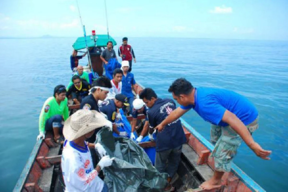 สยองพบ4ศพถูกฆ่าโหดลอยทะเลสุราษฎร์ฯ