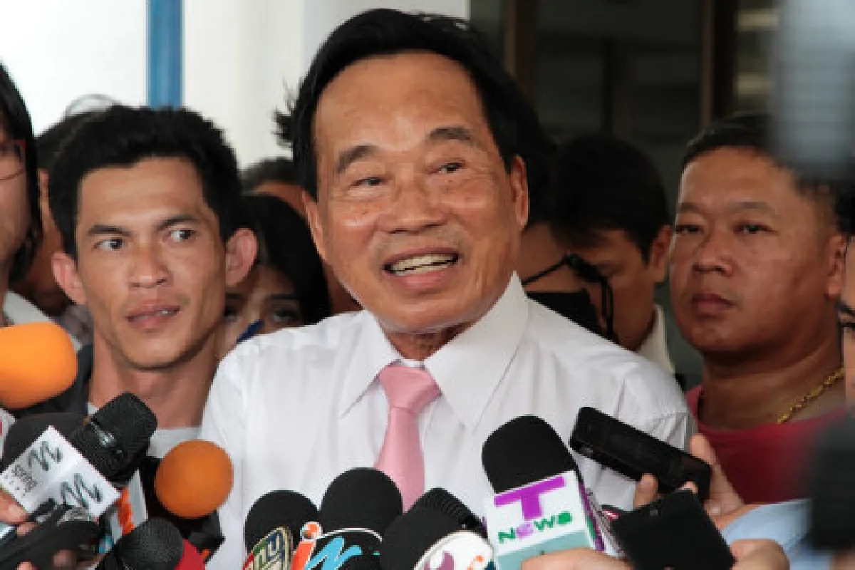 เสธอ้ายตั้งเป้าผู้ร่วมชุมนุม1ล้านคน