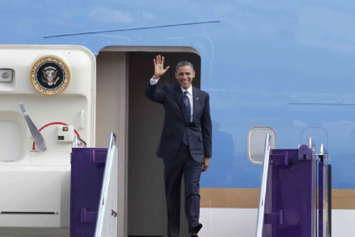 โอบามาถึงไทยแล้วจนท.ดูแลความปลอดภัยเข้ม