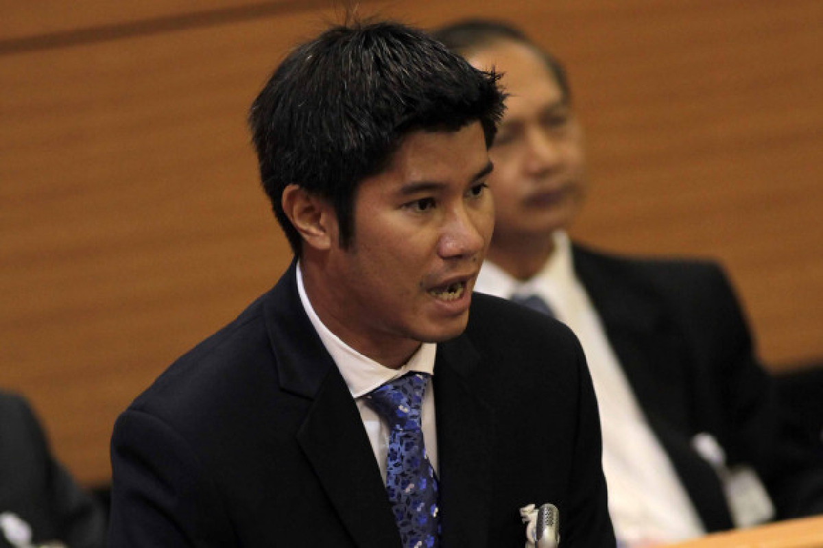 ปชป.ตั้งรับแผนป่วนซักฟอก ปชป.ตั้งรับแผนป่วนซักฟอก