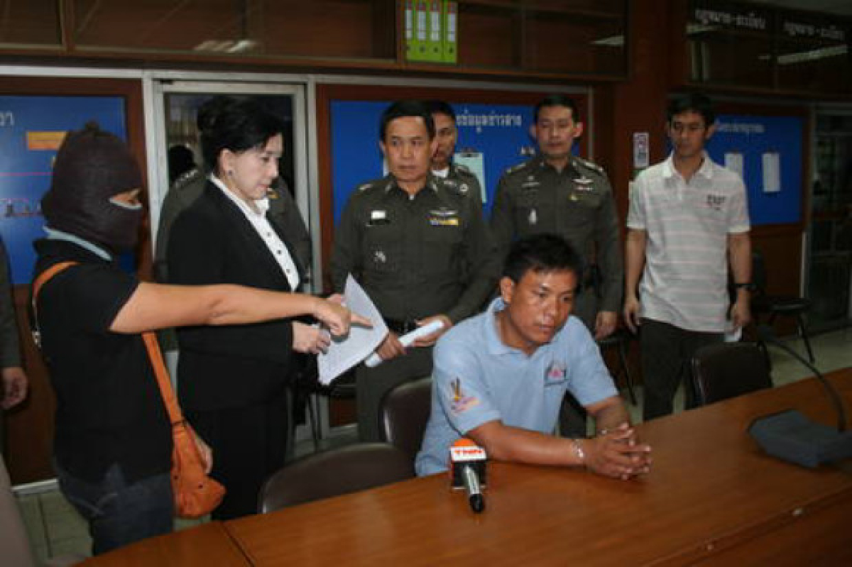 จับพ่อเลี้ยงหื่นข่มขืนลูกออทิสติก จับพ่อเลี้ยงหื่นข่มขืนลูกออทิสติก