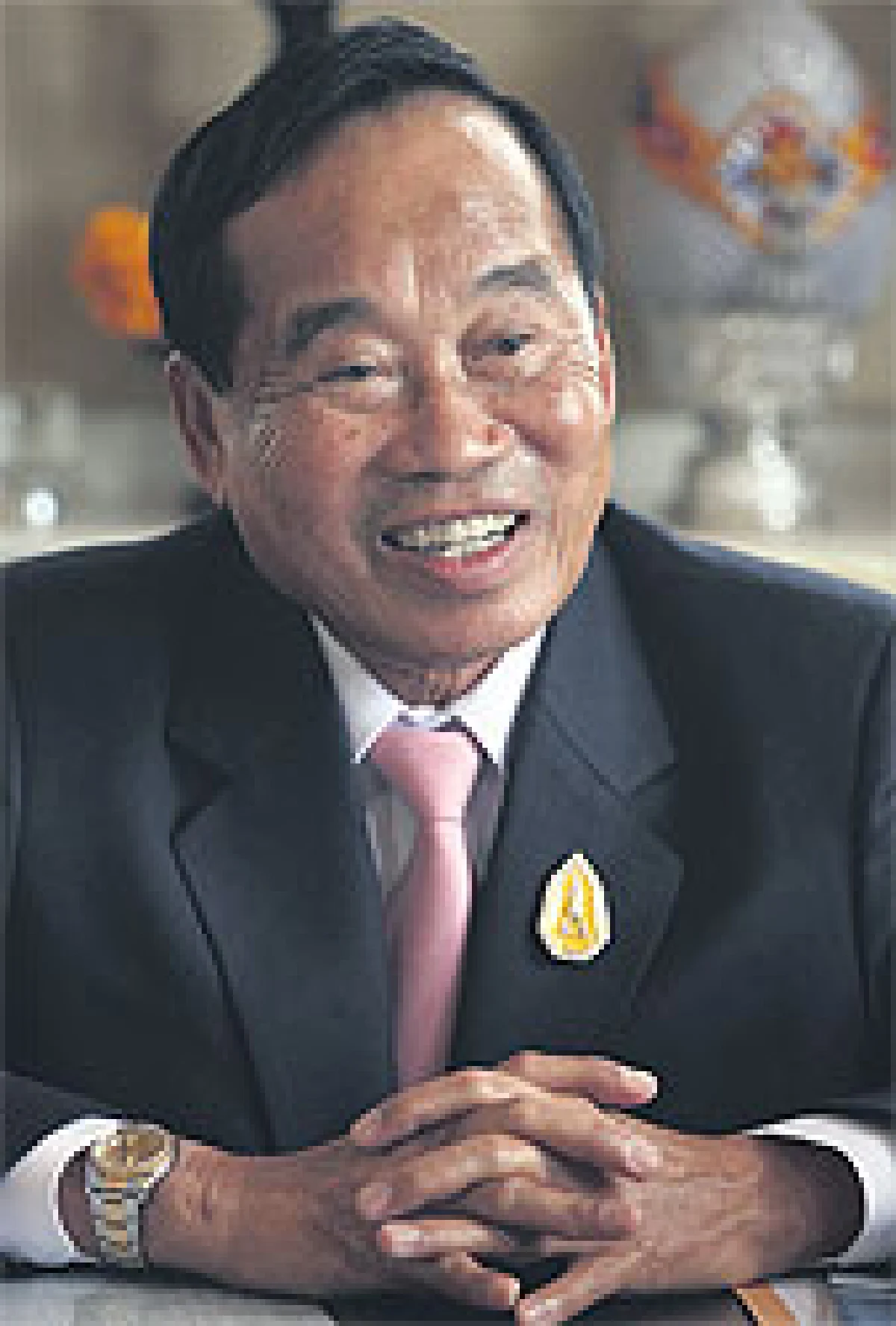 เสธ.อ้าย ไขข้อข้องใจ "ไม่แช่แข็ง-ไม่ยึด-ไม่ยืดเยื้อ"