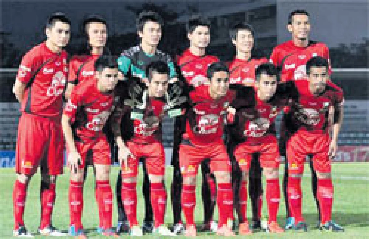 ช้างศึกลั่นทุบปินส์ประเดิมซูซูกิคัพ