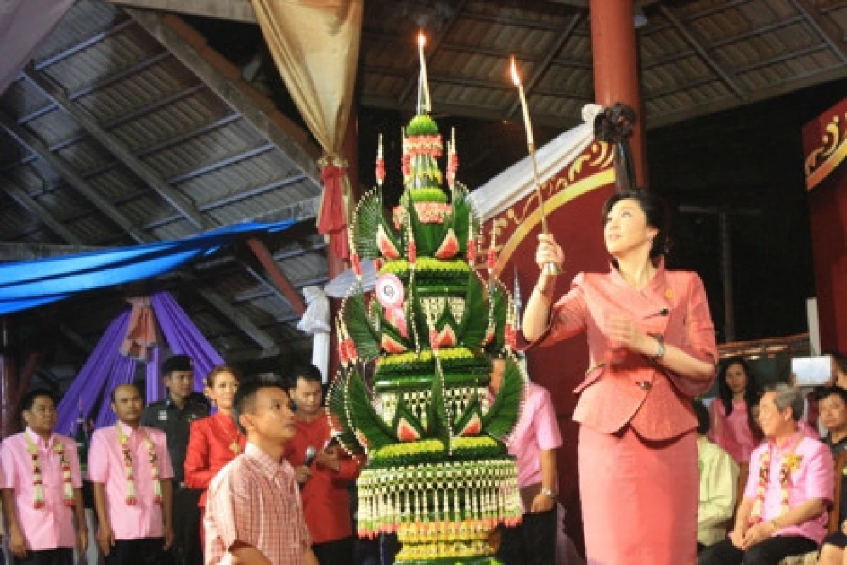 ปูบินขอนแก่นร่วมผูกเสี่ยวอ้อนขอเป็นลูกอีสาน