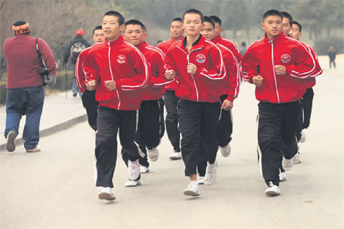 เข้มแข็งและดุดัน ซื่อสัตย์และสวยงาม