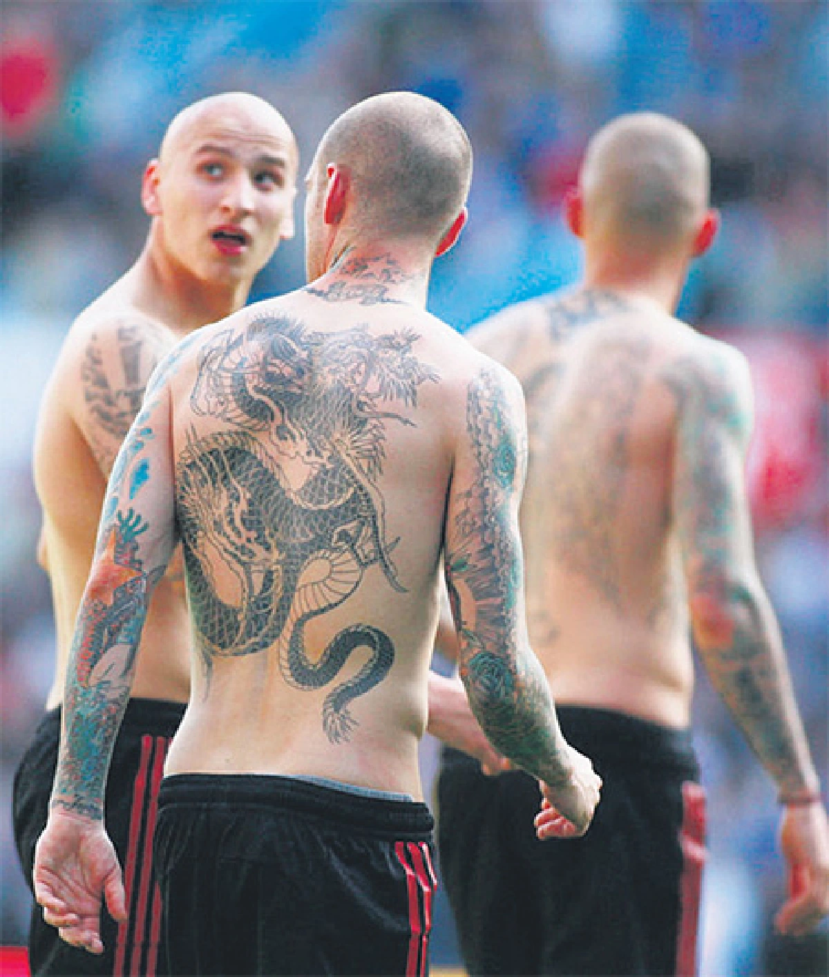 พ่อค้าแข้งบ้ารอยสัก