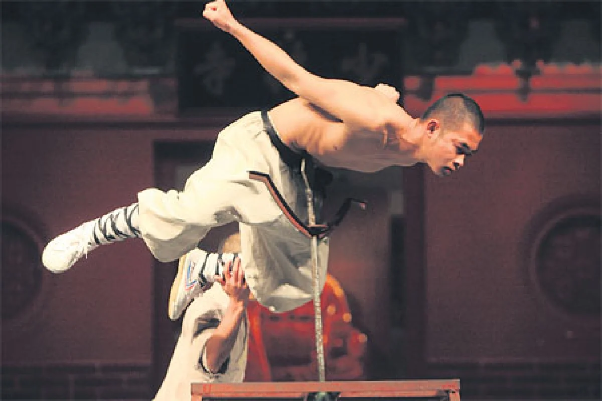 เข้มแข็งและดุดัน ซื่อสัตย์และสวยงาม