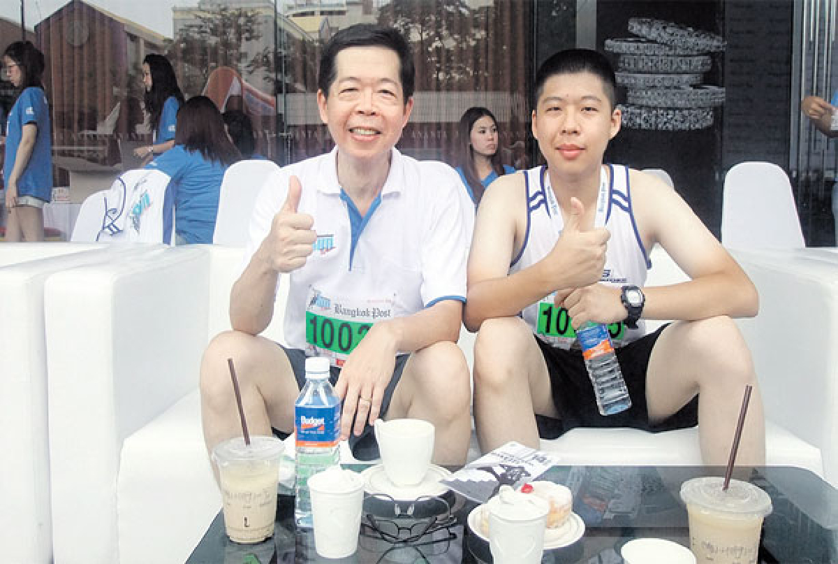 คุยกันชิลชิล กับ ผู้ว่า ฯ ธปท. “ประสาร ไตรรัตน์วรกุล” คุยกันชิลชิล กับ ผู้ว่า ฯ ธปท. “ประสาร ไตรรัตน์วรกุล”