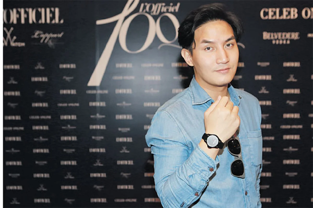 ลอฟฟิเซียล ฉลองปีใหม่ล่วงหน้า กับ 100 เซเลบ