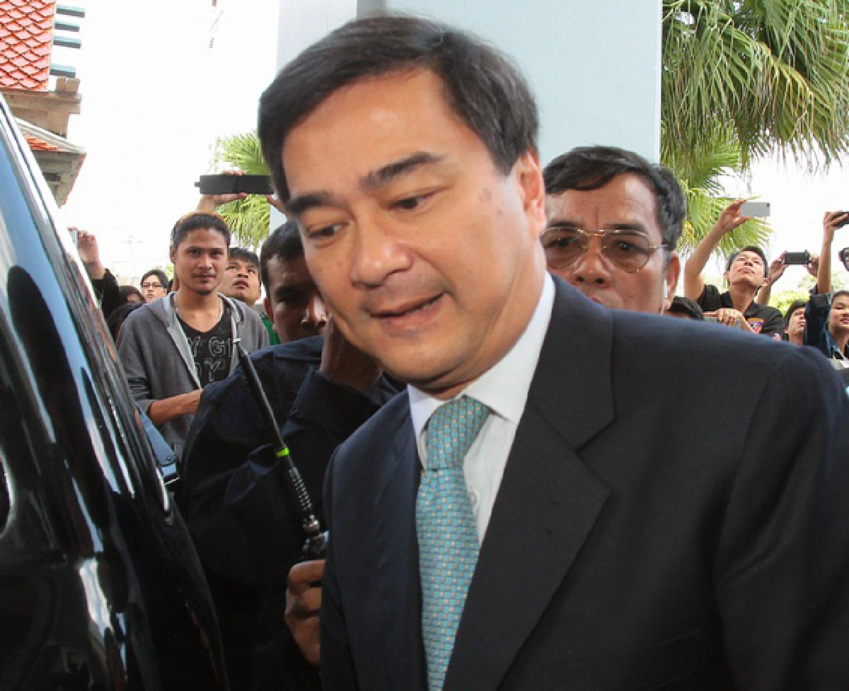 Word choice puts Abhisit on the defensive
