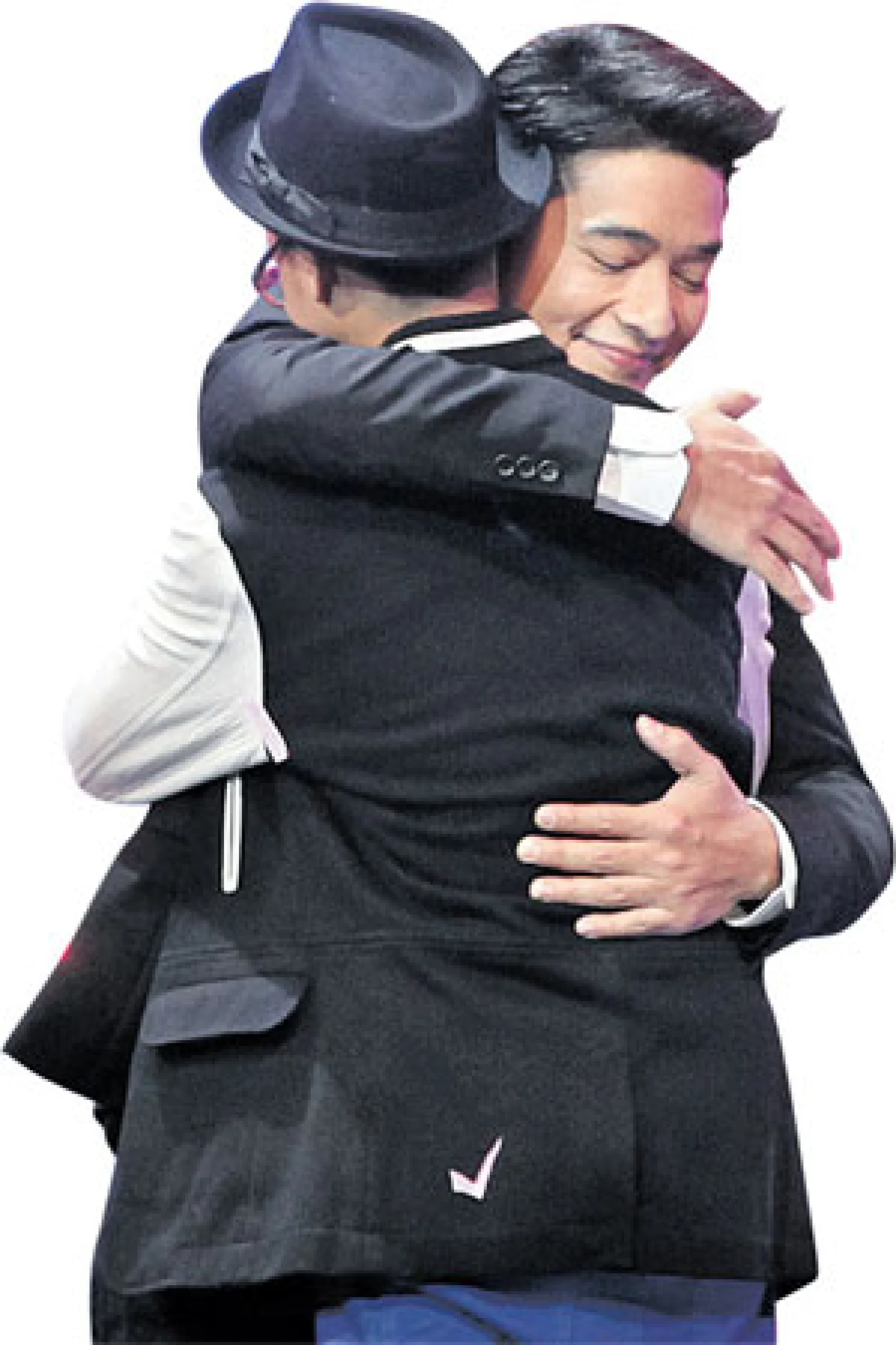 ‘นนท์’ ปฐมแชมป์ เดอะ วอยซ์ ไทยแลนด์