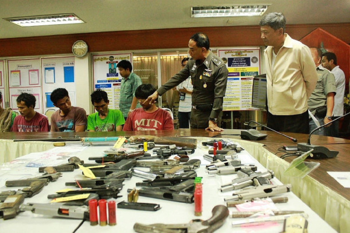 ปทุมฯล้างอาชญากรรมรวบ263ผู้ต้องหา ปทุมฯล้างอาชญากรรมรวบ263ผู้ต้องหา