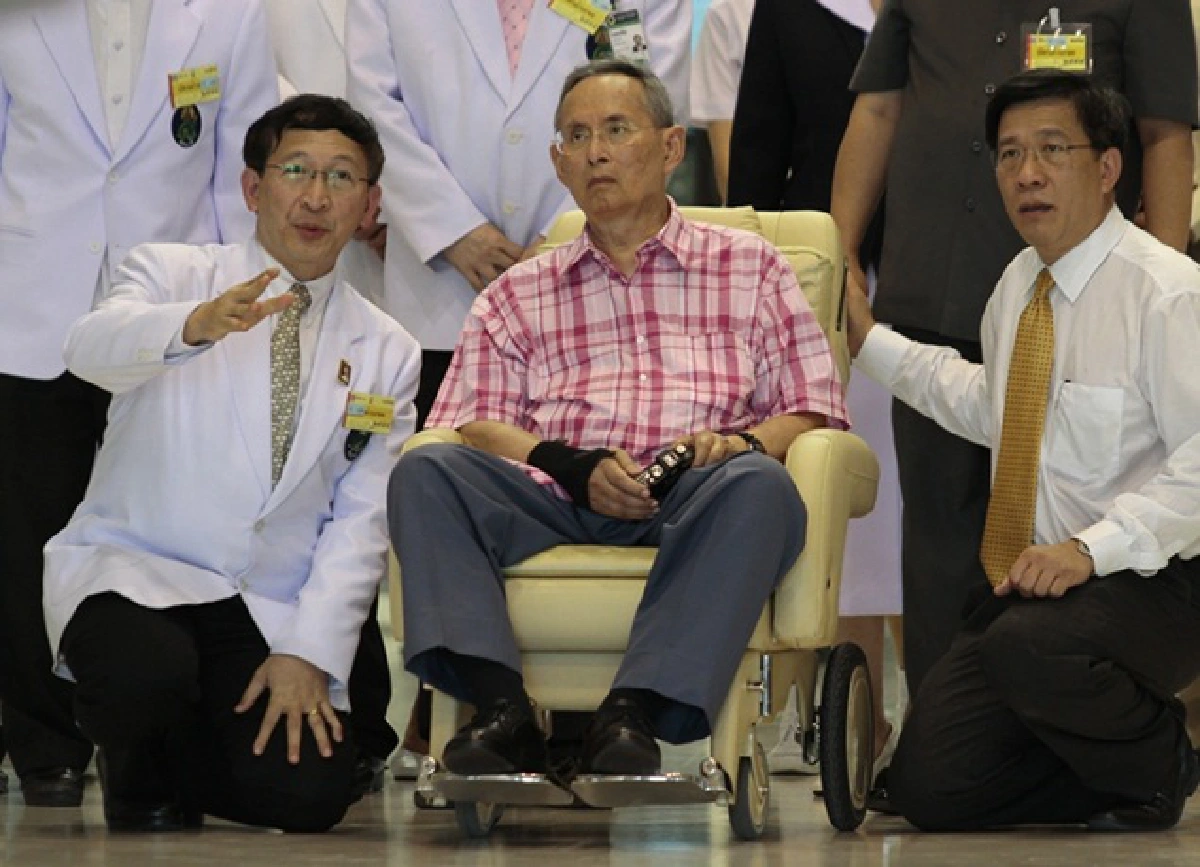 The King frequently seen in public in 2012