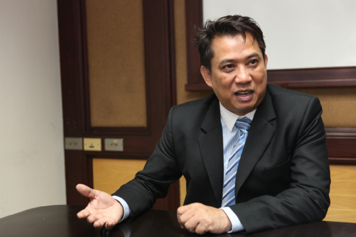 สัมภาษณ์พิเศษ: เมื่อเปรตขอส่วนบุญผม สัมภาษณ์พิเศษ: เมื่อเปรตขอส่วนบุญผม