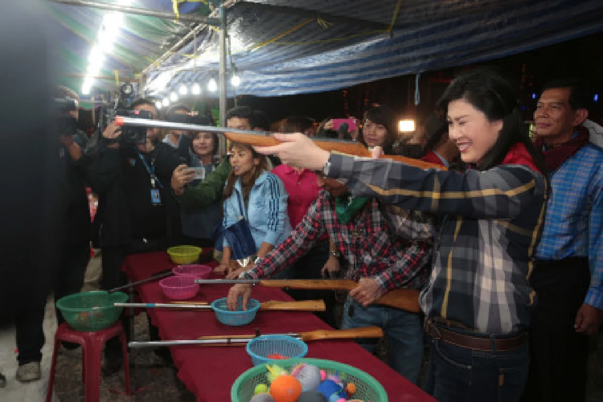 พท.ชื่นมื่น!จัดคาวบอยไนท์"แม้ว-ปู"แจกรางวัลพิเศษ